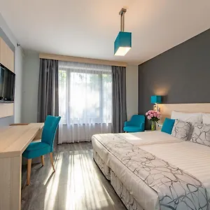 ريجنوم ريزيدنس 4*, بودابست المجر